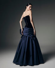 Zahya Gown