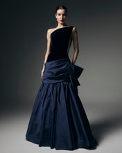 Zahya Gown