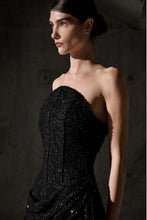 Melani in Black
