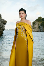 Troyal Gown