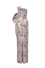 Jacquelyn Gown