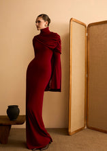 Lamdi - Dress w/ Cape