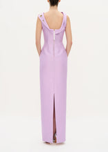 Leon Gown
